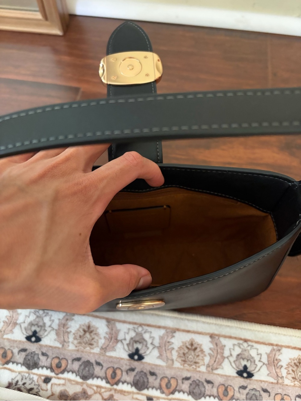 Black Coach Shoulder Bag - Picture 6 of 6